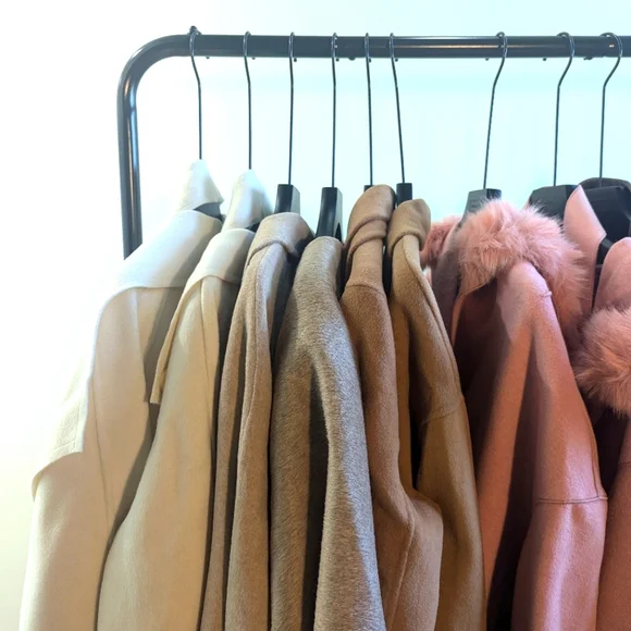 🎀 Winter Coat 🎀 white wrapped coat with belt - Picture 13 of 13